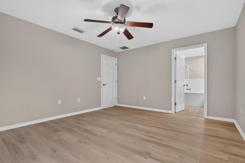 Casa en venta en Zephyrhills, Florida, 3 dormitorios, 138.8 m2 № 2391201 - foto 21