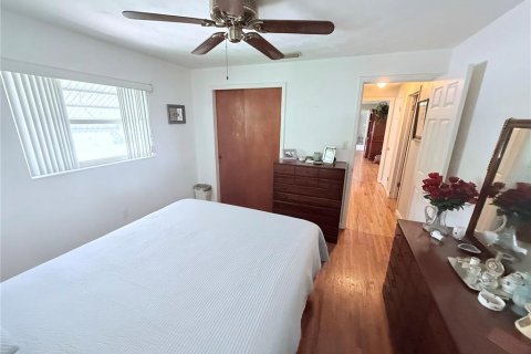 Casa en venta en Eustis, Florida, 2 dormitorios, 156.17 m2 № 1725526 - foto 21