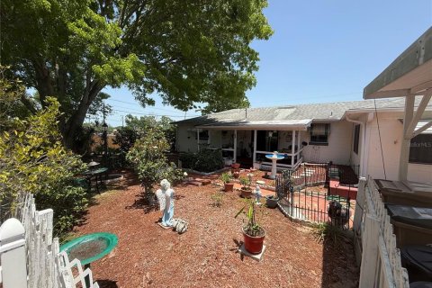 Casa en venta en Eustis, Florida, 2 dormitorios, 156.17 m2 № 1725526 - foto 27