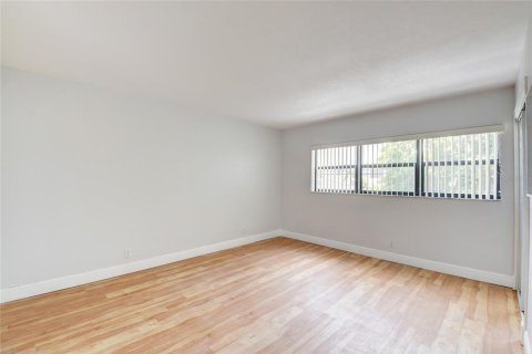 Copropriété à louer à Fort Lauderdale, Floride: 2 chambres, 117.71 m2 № 1564355 - photo 17