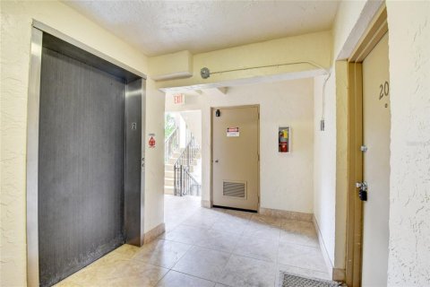 Copropriété à louer à Fort Lauderdale, Floride: 2 chambres, 117.71 m2 № 1564355 - photo 29