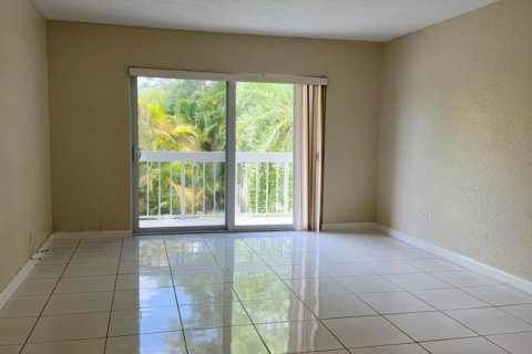 Copropriété à louer à Miami, Floride: 2 chambres, 74.69 m2 № 2288165 - photo 4