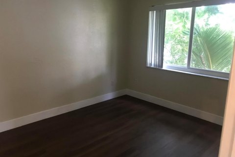 Copropriété à louer à Miami, Floride: 2 chambres, 74.69 m2 № 2288165 - photo 10