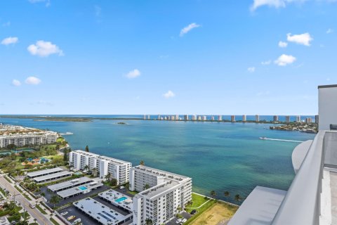 Condominio en venta en Lake Park, Florida, 2 dormitorios, 141.86 m2 № 2154326 - foto 4