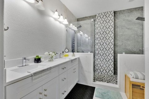 Casa en venta en Kissimmee, Florida, 4 dormitorios, 188.78 m2 № 1915409 - foto 15