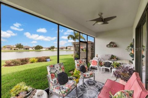 Casa en venta en Kissimmee, Florida, 4 dormitorios, 188.78 m2 № 1915409 - foto 22