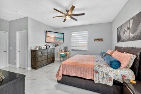 Casa en venta en Kissimmee, Florida, 4 dormitorios, 188.78 m2 № 1915409 - foto 11