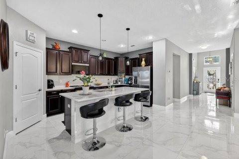 Casa en venta en Kissimmee, Florida, 4 dormitorios, 188.78 m2 № 1915409 - foto 2