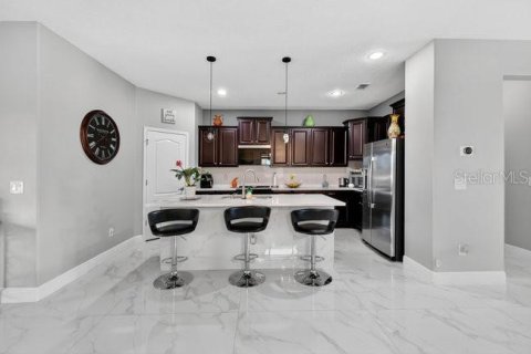 Casa en venta en Kissimmee, Florida, 4 dormitorios, 188.78 m2 № 1915409 - foto 3
