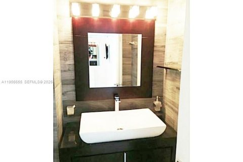 Condominio en alquiler en Miami Beach, Florida, 49.24 m2 № 2010577 - foto 14