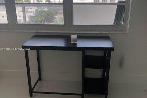 Condominio en alquiler en Miami Beach, Florida, 49.24 m2 № 2010577 - foto 7