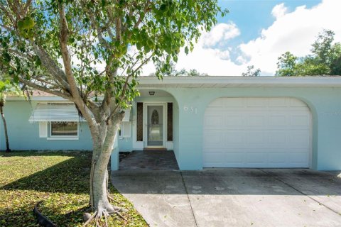 House in Englewood, Florida 2 bedrooms, 112.6 sq.m. № 2391492 - photo 3