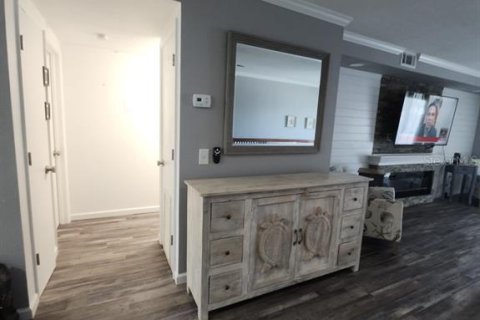 Condo in South Pasadena, Florida, 2 bedrooms № 2122156 - photo 6