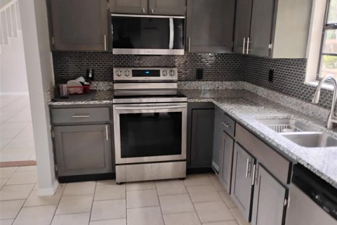 House in Gainesville, Florida 3 bedrooms, 168.52 sq.m. № 1907854 - photo 13