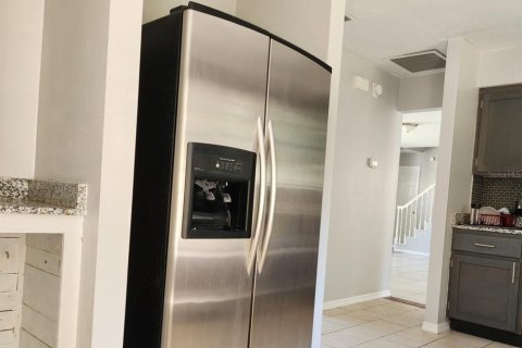 House in Gainesville, Florida 3 bedrooms, 168.52 sq.m. № 1907854 - photo 12