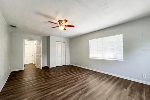 Villa ou maison à louer à Tampa, Floride: 4 chambres, 127.74 m2 № 2414025 - photo 8