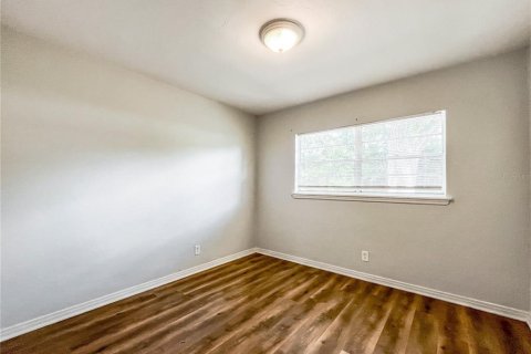 Villa ou maison à louer à Tampa, Floride: 4 chambres, 127.74 m2 № 2414025 - photo 10