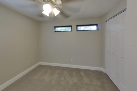 Villa ou maison à louer à Tampa, Floride: 3 chambres, 130.71 m2 № 1912422 - photo 10