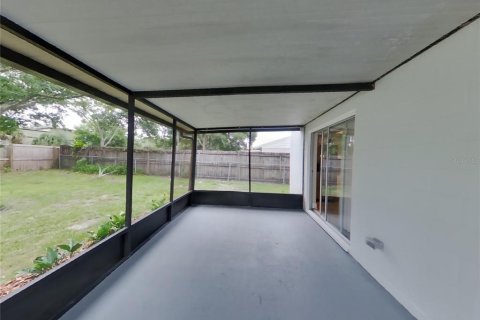 Villa ou maison à louer à Tampa, Floride: 3 chambres, 130.71 m2 № 1912422 - photo 18