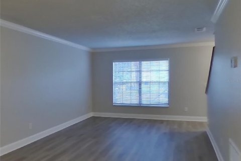 Villa ou maison à louer à Tampa, Floride: 3 chambres, 130.71 m2 № 1912422 - photo 2