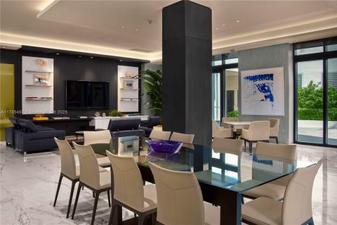 Condominio en venta en Miami Beach, Florida, 2 dormitorios, 134.06 m2 № 1951998 - foto 23