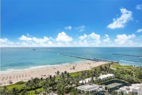 Condominio en venta en Miami Beach, Florida, 2 dormitorios, 134.06 m2 № 1951998 - foto 5