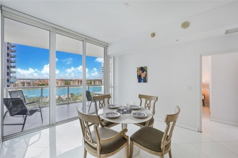 Condominio en venta en Miami Beach, Florida, 2 dormitorios, 134.06 m2 № 1951998 - foto 4