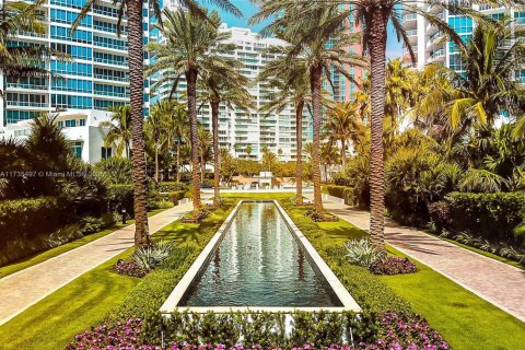 Condominio en venta en Miami Beach, Florida, 2 dormitorios, 134.06 m2 № 1951998 - foto 14
