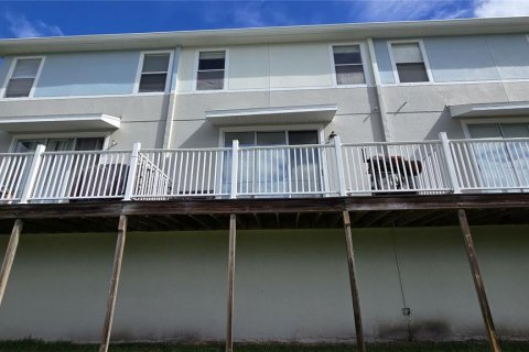 Townhouse in Clearwater, Florida 3 bedrooms, 131.55 sq.m. № 2115969 - photo 2