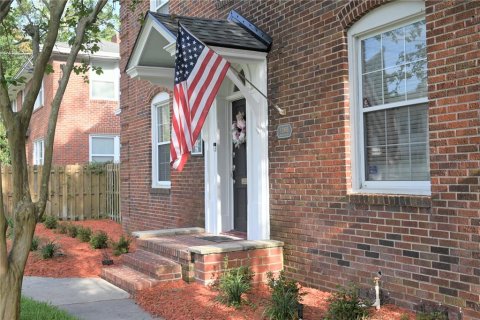 House in Jacksonville, Florida 3 bedrooms, 190.45 sq.m. № 1825101 - photo 5