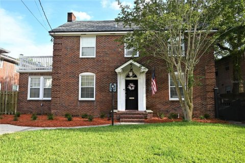 House in Jacksonville, Florida 3 bedrooms, 190.45 sq.m. № 1825101 - photo 1