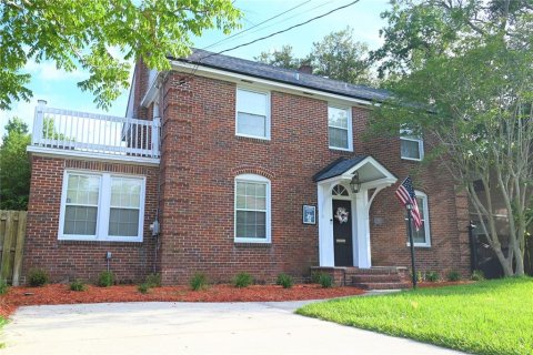 House in Jacksonville, Florida 3 bedrooms, 190.45 sq.m. № 1825101 - photo 4