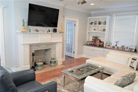 House in Jacksonville, Florida 3 bedrooms, 190.45 sq.m. № 1825101 - photo 12