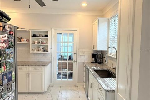 House in Jacksonville, Florida 3 bedrooms, 190.45 sq.m. № 1825101 - photo 18
