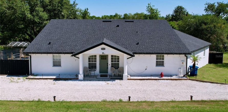 Casa en Brooksville, Florida 4 dormitorios, 154.4 m2 № 1733264