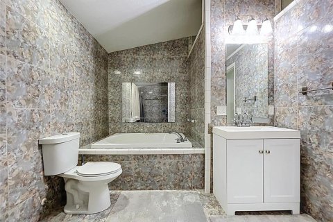 Casa en venta en Brooksville, Florida, 4 dormitorios, 154.4 m2 № 1733264 - foto 19