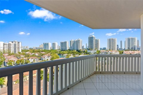 Condominio en alquiler en Aventura, Florida, 3 dormitorios, 181.16 m2 № 2032589 - foto 20