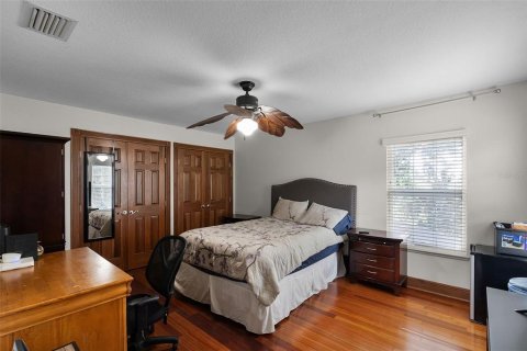 House in Groveland, Florida 5 bedrooms, 381.46 sq.m. № 1870843 - photo 19