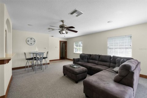 House in Groveland, Florida 5 bedrooms, 381.46 sq.m. № 1870843 - photo 22