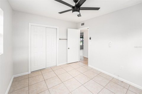 Villa ou maison à vendre à Clearwater, Floride: 2 chambres, 103.12 m2 № 1915215 - photo 13