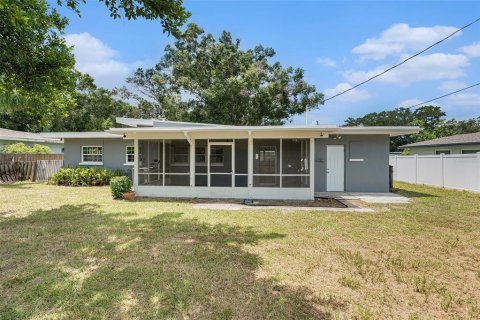 Villa ou maison à vendre à Clearwater, Floride: 2 chambres, 103.12 m2 № 1915215 - photo 22
