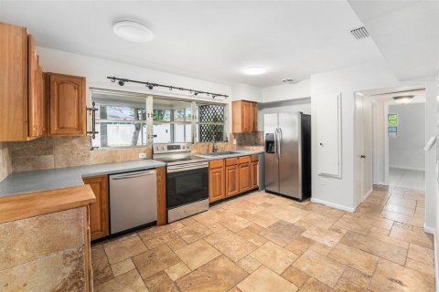 Villa ou maison à vendre à Clearwater, Floride: 2 chambres, 103.12 m2 № 1915215 - photo 4