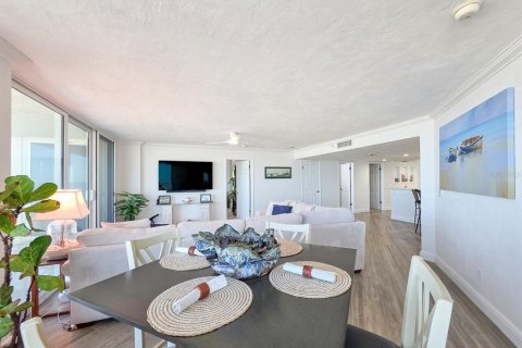 Copropriété à vendre à Daytona Beach Shores, Floride: 3 chambres, 175.03 m2 № 2419008 - photo 30