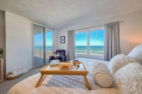 Copropriété à vendre à Daytona Beach Shores, Floride: 3 chambres, 175.03 m2 № 2419008 - photo 3
