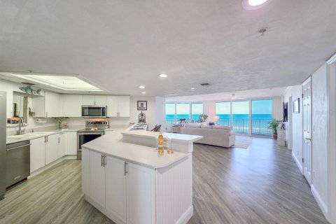 Copropriété à vendre à Daytona Beach Shores, Floride: 3 chambres, 175.03 m2 № 2419008 - photo 11