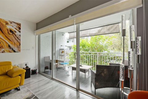 Copropriété à vendre à Miami, Floride: 1 chambre, 104.52 m2 № 1983283 - photo 7