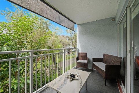 Copropriété à vendre à Miami, Floride: 1 chambre, 104.52 m2 № 1983283 - photo 22