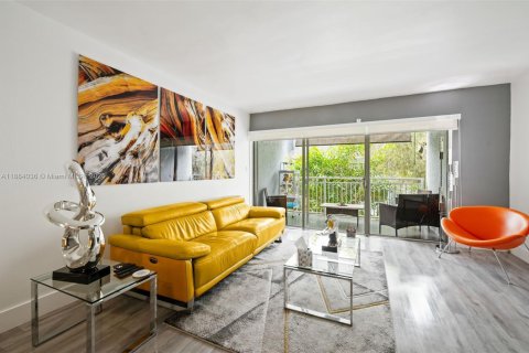 Copropriété à vendre à Miami, Floride: 1 chambre, 104.52 m2 № 1983283 - photo 4