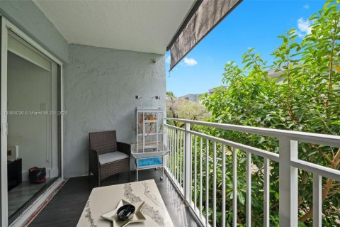 Copropriété à vendre à Miami, Floride: 1 chambre, 104.52 m2 № 1983283 - photo 23