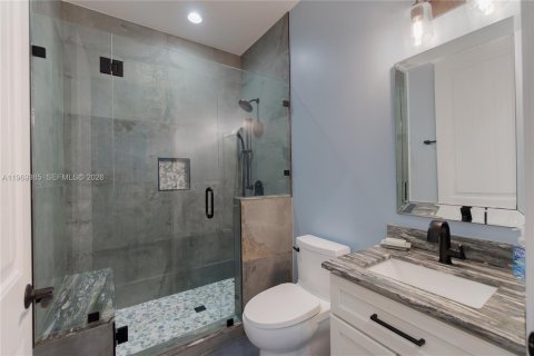 House in Jupiter, Florida 5 bedrooms, 256.97 sq.m. № 2030069 - photo 24